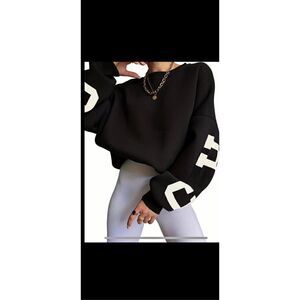 🔥🔥Over sized Casual print, drop shoulder, long sleeve sweatshirt. By Jo